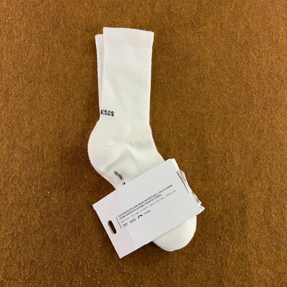 SOCKSSS Unisex One Size Snow White Original Organic Cotton Crew Socks NWT